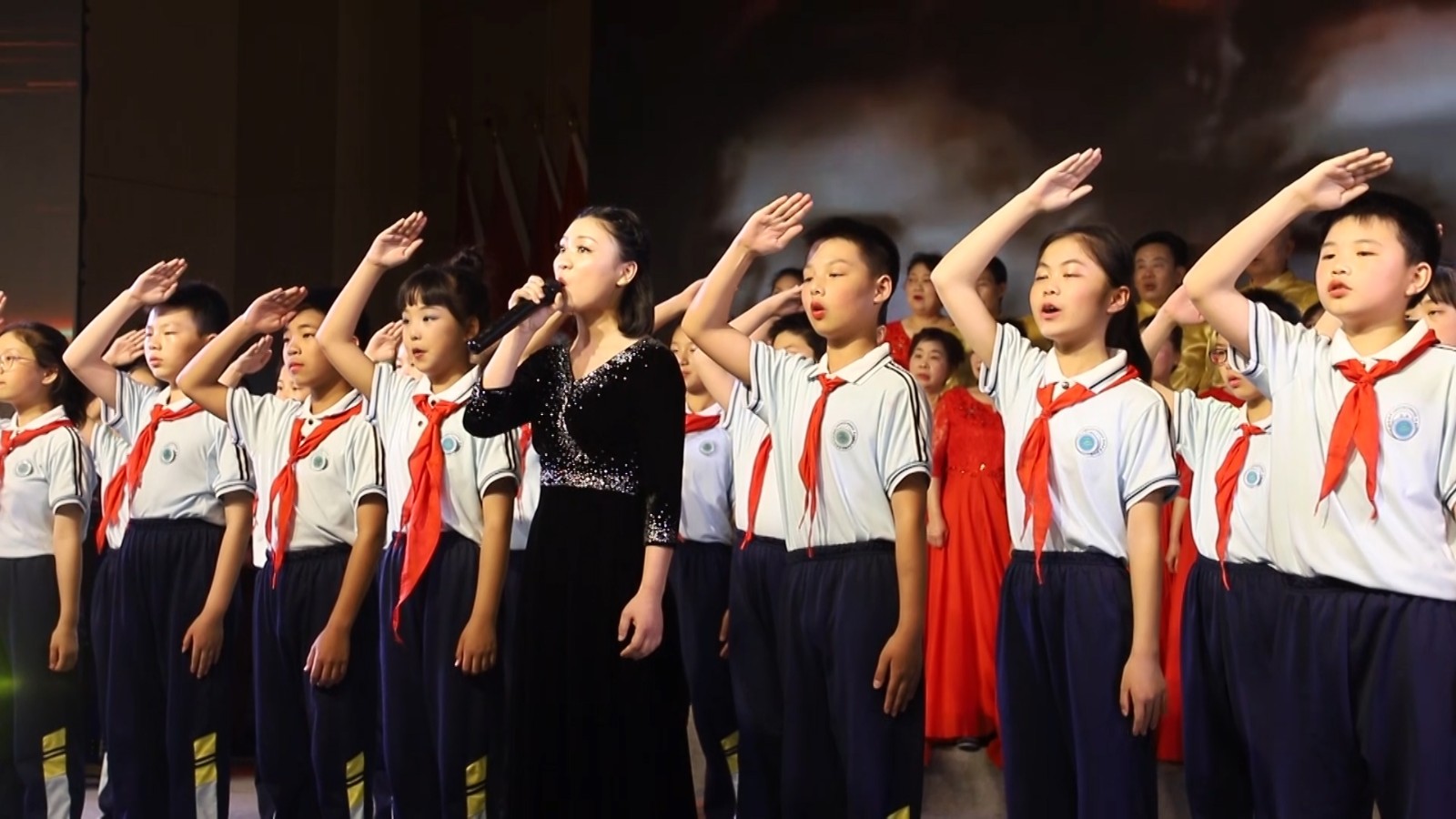 20210531 吴小嵩 华容好人颁奖典礼.00_10_57_16.Still009.jpg 20210531 吴小嵩 华容好人颁奖典礼.00_10_57_16.Still009.jpg